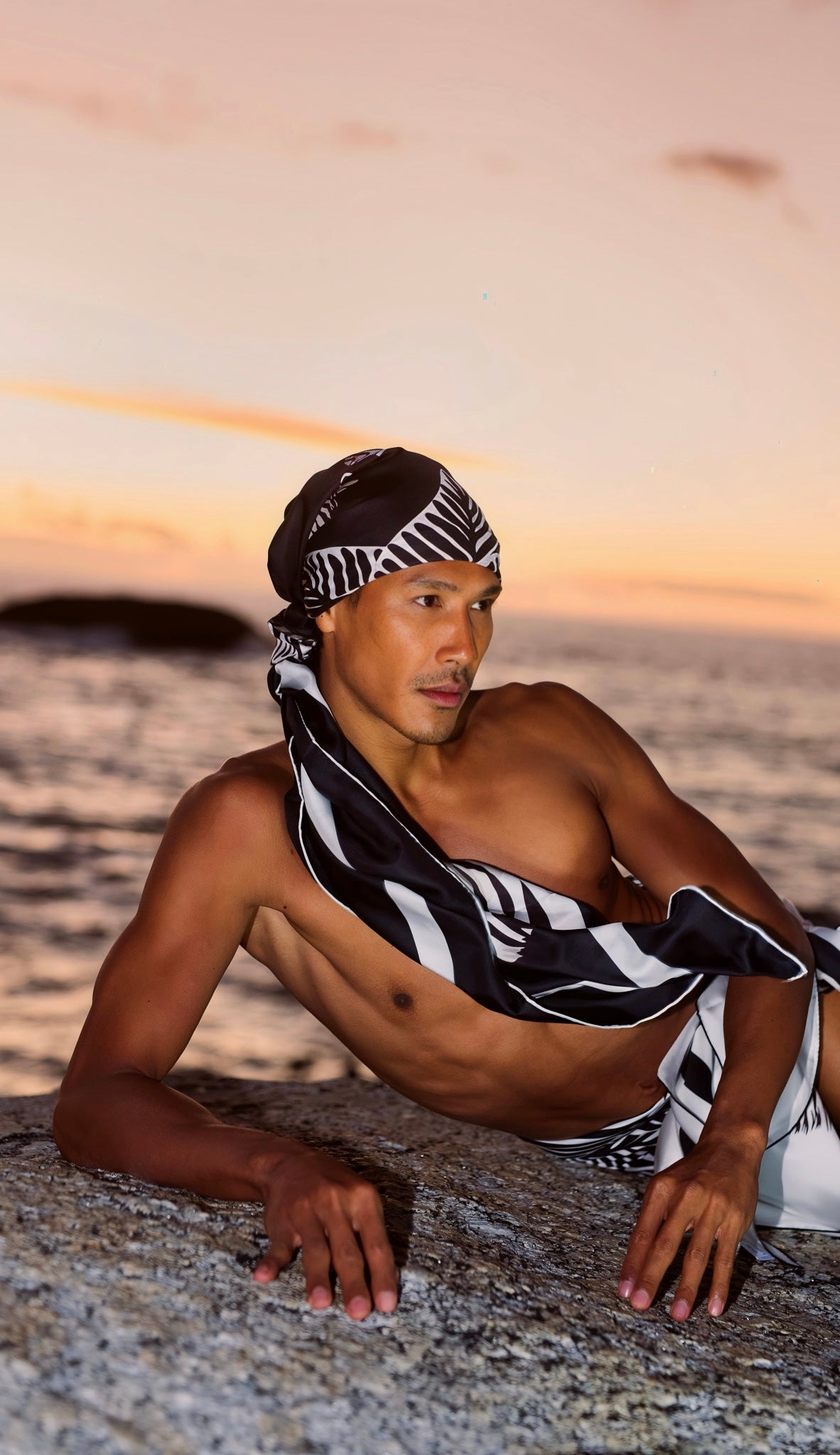 Scarf Silk - Zebra (Black on White)