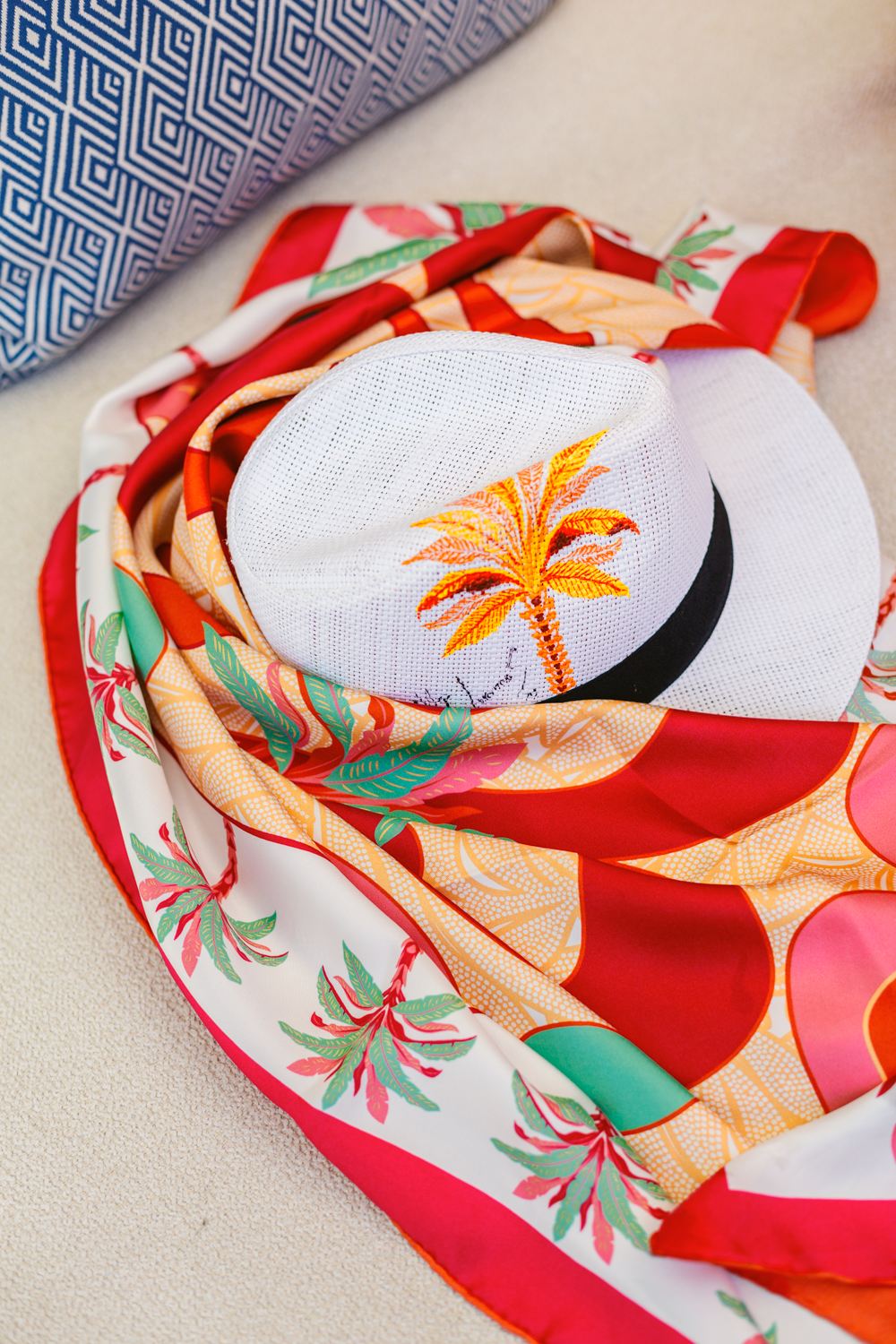 Scarf Silk - La Dolce Vita - Orange and Pink