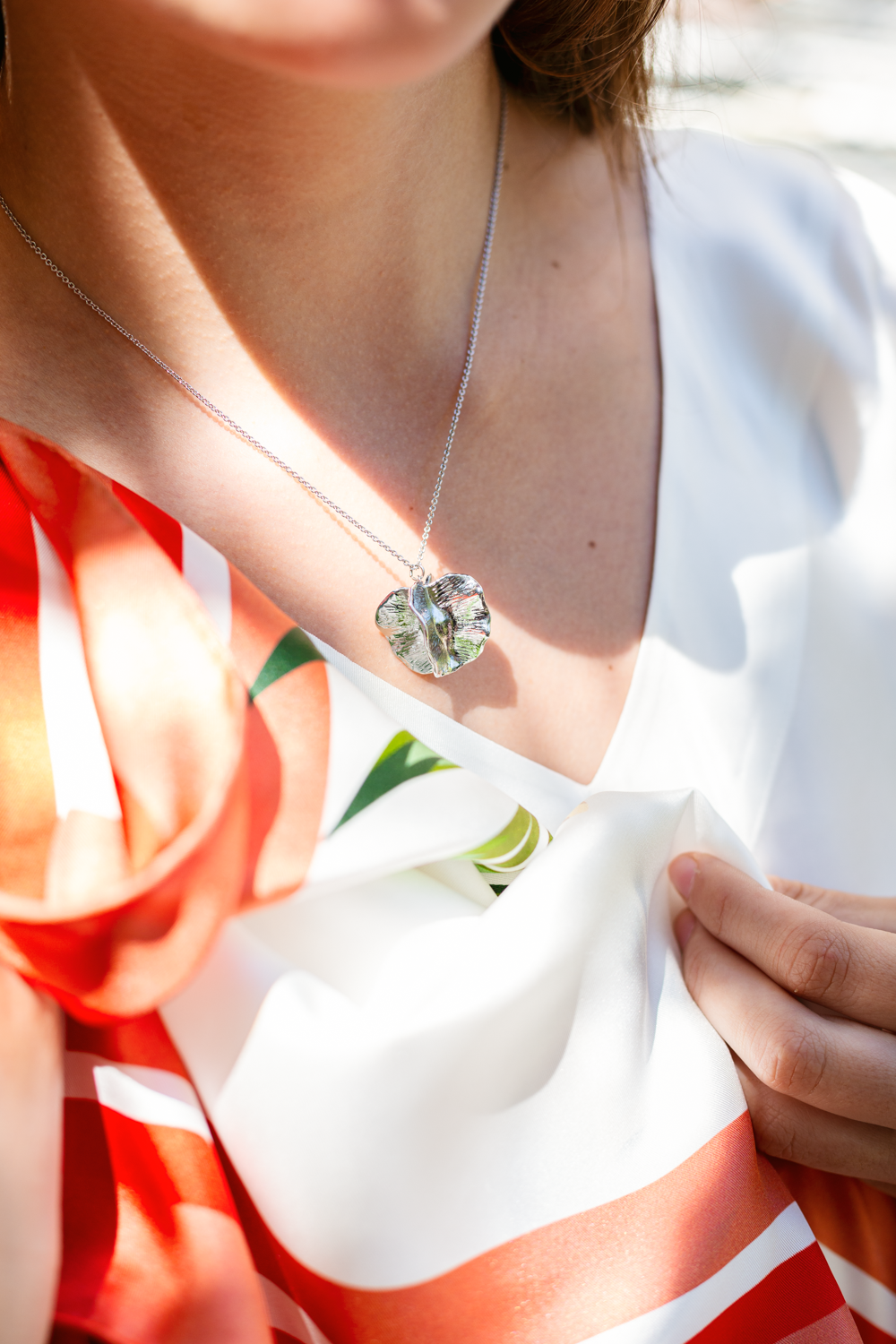 Large Bushwillow pendant - Platinum